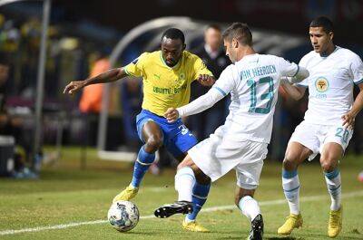 Mamelodi Sundowns - Michael Phelps - Sundowns held to goalless draw after 10-man CT City stave off champions' onslaught - news24.com - South Africa -  Cape Town