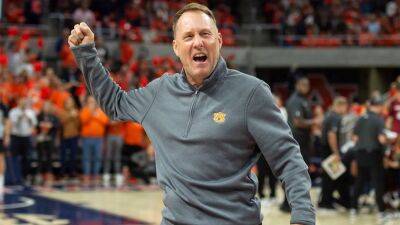 Auburn's Hugh Freeze receives support for scrimmage game to end spring practice