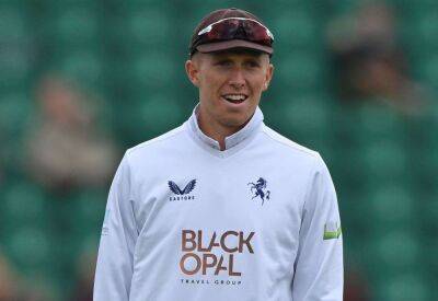 Zak Crawley scores 91 as Kent (222) lead Northants (117 & 47-2) by 58 runs after day two in County Championship
