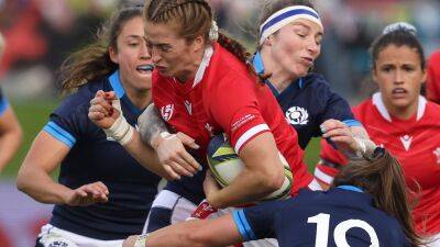 Antoine Dupont - Ioan Cunningham - Wales Women are on the rise according and could soon be filling to scrum-half Ffion Lewis - eurosport.com - France - Scotland - county Lewis - Ireland -  Bern