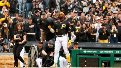 Joe Sargent - Andrew McCutchen receives incredible ovation from Pirates crowd in home opener: 'Definitely was welling up’ - foxnews.com - county White - state Pennsylvania