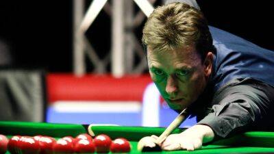 Ken Doherty - Ken Doherty sees off Hammad Miah in World Championship qualifiers - rte.ie - Britain - China -  Sheffield