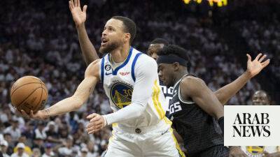 Kevin Durant - Steph Curry - Mike Brown - Atletico Madrid - Stephen Curry - Klay Thompson - Hannah Green - Curry hits 50 as Warriors advance, Butler hurt in Heat's win over Knicks - arabnews.com - Britain - Madrid - New York - Los Angeles - county Cleveland -  Milwaukee - state Golden -  Sacramento - county Curry -  Man