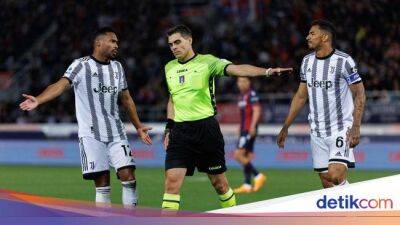 Juan Cuadrado - Arkadiusz Milik - Bologna Vs Juventus: Monitor VAR Mati, Cuadrado Anggap Konspirasi - sport.detik.com