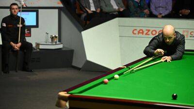Luca Brecel builds up five-frame buffer over Mark Selby in World Championship final