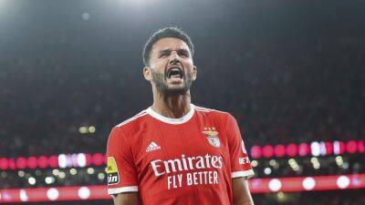 Manchester United prepare potential club-record transfer bid for Benfica striker Goncalo Ramos - Paper Round
