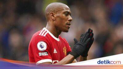 Anthony Martial - Ingat Nggak, Dulu Martial Bisa Dapat Bonus Andai Menang Ballon d'Or - sport.detik.com - Manchester - Monaco -  Monaco