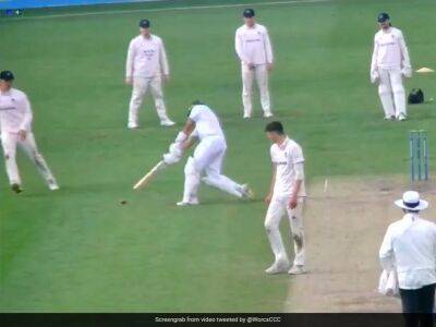 Ollie Robinson - Cheteshwar Pujara - Watch: Pakistan Star Hits Dead Ball For Four During County Match, Apologises Later - sports.ndtv.com - Pakistan