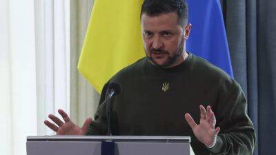 Volodymyr Zelenskyy - Zelenskyy vows to give Russia an 'unpleasant surprise' in Ukrainian counteroffensive - euronews.com - Russia - Ukraine
