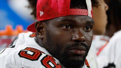 Bucs' Shaq Barrett posts heartbreaking video of daughter weeks after her drowning death