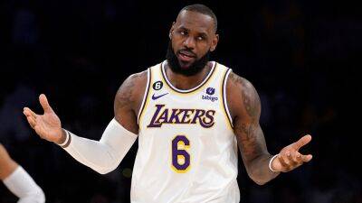 Mark J.Terrill - LeBron James appears to roast Warriors player who called Lakers out for flopping - foxnews.com - Los Angeles -  Los Angeles - Jordan