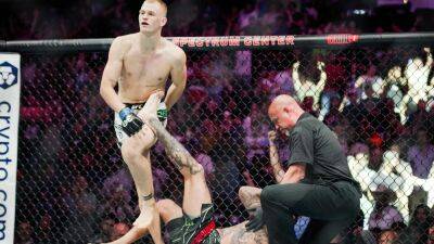 Garry claims first round KO to extend unbeaten MMA record