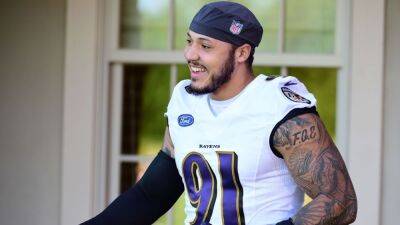 DE Shane Ray, out of NFL since 2019, signs with Bills - ESPN