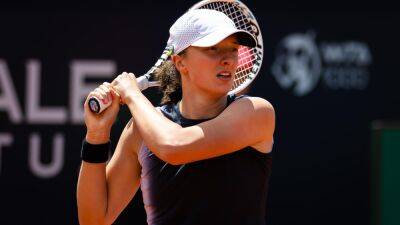 'Solid game' - Iga Swiatek blasts past Lesia Tsurenko with another bagel set to continue Italian Open title defence