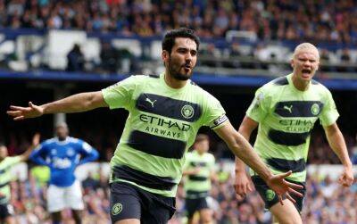 Gundogan delivers again as Manchester City win at Everton