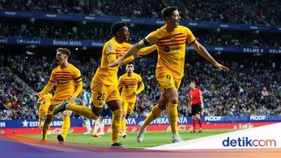 Robert Lewandowski - Jules Kounde - Alejandro Balde - Liga Spanyol - Barcelona Juara Liga Spanyol 2022/2023! - sport.detik.com