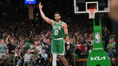 Jayson Tatum - Jayson Tatum's 51-point game stirs up reactions from the sports world - ESPN - espn.com -  Boston - county Murray - county Russell