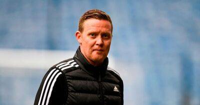 Jonny Hayes - Barry Robson - Barry Robson plays Hearts mind games as Aberdeen boss insists all pressure is on Jambos ahead of third-place shootout - dailyrecord.co.uk