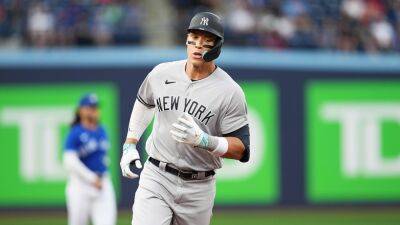 Yankees' Aaron Judge, Aaron Boone dismiss cheating claims after uproar
