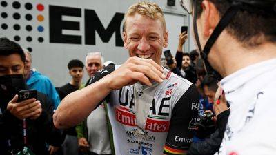 Giro d’Italia 2023: Pascal Ackermann edges Stage 11, Mark Cavendish third, Tao Geoghegan Hart crashes out