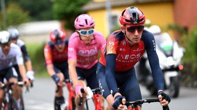 Geraint Thomas and Luke Rowe on 'gut-wrenching' Tao Geoghegan Hart exit from Giro d’Italia following crash