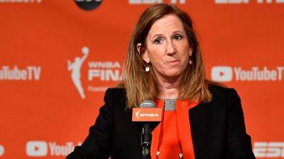 Becky Hammon - Cathy Engelbert - WNBA eyes leaguewide talks after Aces case, commissioner says - ESPN - espn.com - Los Angeles -  Las Vegas