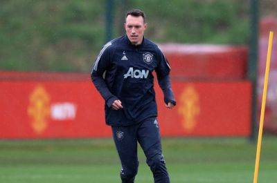 Injury-cursed Jones to leave Man United after 12 years