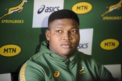 Sharks sign new deal with Bok prop