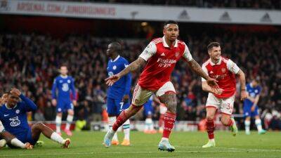 Arsenal dismantle sorry Chelsea to keep title challenge alive