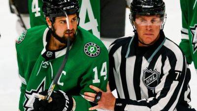 'He made a mistake': Stars back Benn after costly ejection - ESPN