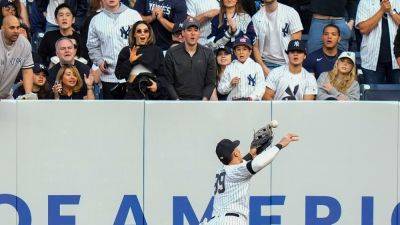 Frank Franklin II (Ii) - Gerrit Cole - Yankees fans go nuts as squirrel scurries along fence - foxnews.com - New York -  New York - Baltimore