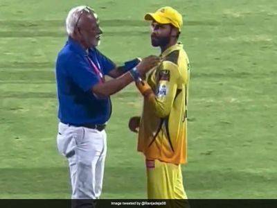 Watch: Ravindra Jadeja's Animated Chat With CSK Top Official Has Twitter Speculating
