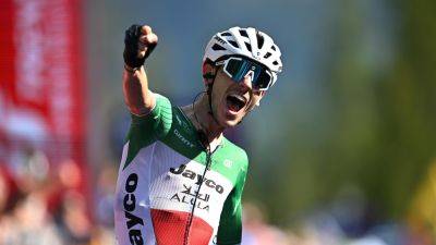 Geraint Thomas - Sepp Kuss - Giro d'Italia 2023: Filippo Zana outduels Thibaut Pinot in thrilling finish on Stage 18, Geraint Thomas stays in pink - eurosport.com - France - Portugal - Italy - Uae - Ireland - Slovenia - Bahrain