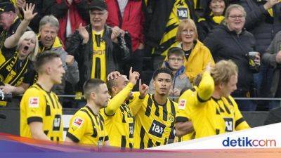 Laga Final Dortmund Demi Juara Bundesliga