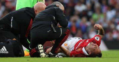 'Big loss' - Manchester United fans share FA Cup concern as Antony stretchered off vs Chelsea
