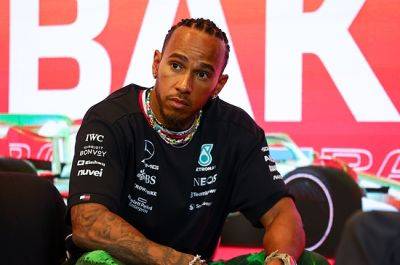 A Mercedes recommitment 'in coming weeks' as Hamilton snuffs Ferrari speculation