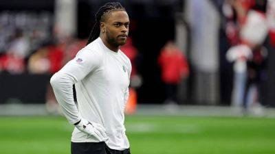 Raiders' Davante Adams facing lawsuit for allegedly pushing photographer after game against Chiefs
