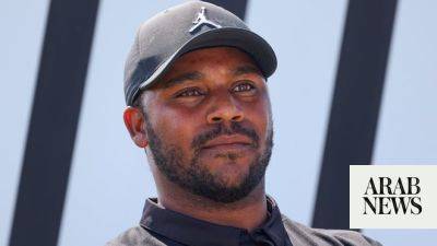 Harold Varner III leads after first round of LIV Golf DC