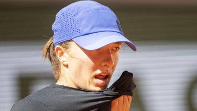 Iga Swiatek injury ‘a worry’ with Elena Rybakina and Aryna Sabalenka ready to pounce at French Open – Mats Wilander