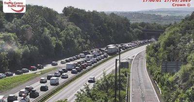 Crash on M4 near Swansea causes tailbacks - walesonline.co.uk