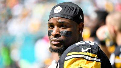 All-Pro running back Le'Veon Bell admits he was 'petty' and made a mistake not re-signing with Steelers - foxnews.com - Florida - county Miami - New York - county Garden -  Houston -  Pittsburgh - county Bell