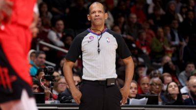 Sources - NBA investigating ref Eric Lewis over alleged Twitter account - ESPN