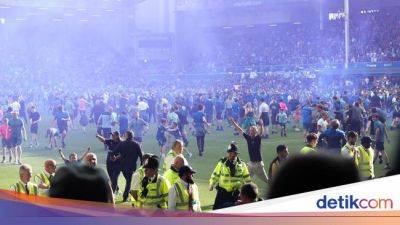 Ejekan buat Everton yang Lolos Degradasi: Itu Rayain Juara?