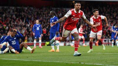 Chelsea's awful performance gives Arsenal a chance for title - ESPN