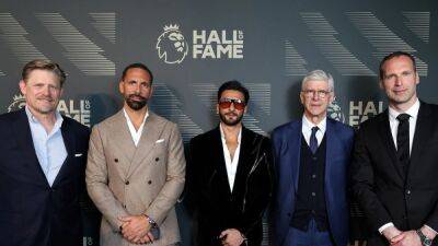 Watch: Ranveer Singh Shares 'Magical Experience' After Meeting "Legends Of Football" - sports.ndtv.com - Britain - Manchester - India