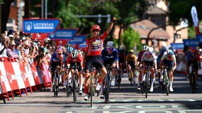 Marianne Vos storms to second victory in succession on Stage 4 of La Vuelta Femenina in Guadalajara