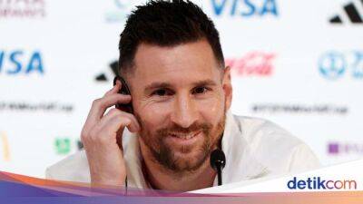 Lionel Messi - Javier Tebas - Frenkie De-Jong - Barcelona Cuma Punya Dua Cara untuk Pulangkan Messi - sport.detik.com - Saudi Arabia