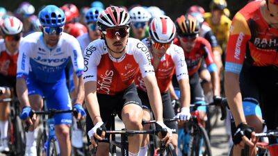 Orla Chennaoui - Adam Blythe - Dan Lloyd - Robbie Macewen - Giro d'Italia 2023: Adam Blythe predicts 'huge uproar' after Stage 2 time losses following big crash - eurosport.com