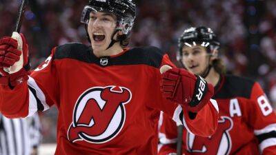 Carolina Hurricanes - Jack Hughes - Stanley Cup Playoffs - Rookie Luke Hughes delivers 'a great night,' Devils win Game 3 - ESPN - espn.com - state New Jersey - state Michigan