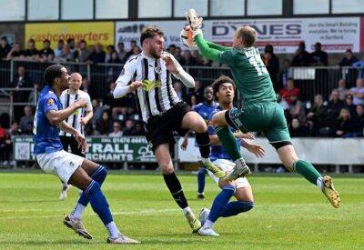 Dartford manager Alan Dowson reacts to 5-3 penalty shoot-out defeat to St Albans in National League South Play-off Semi-final